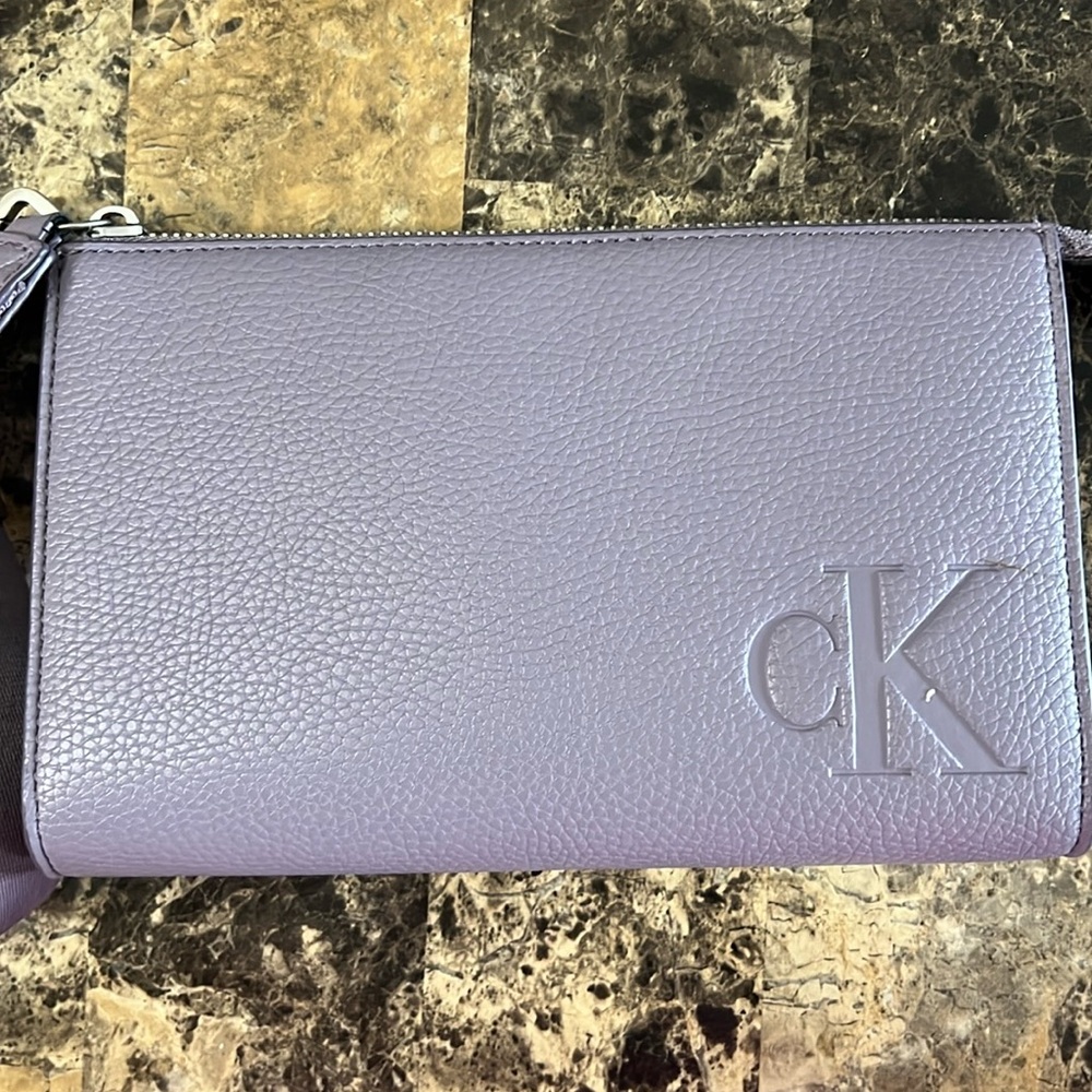 Calvin Klein Pouch